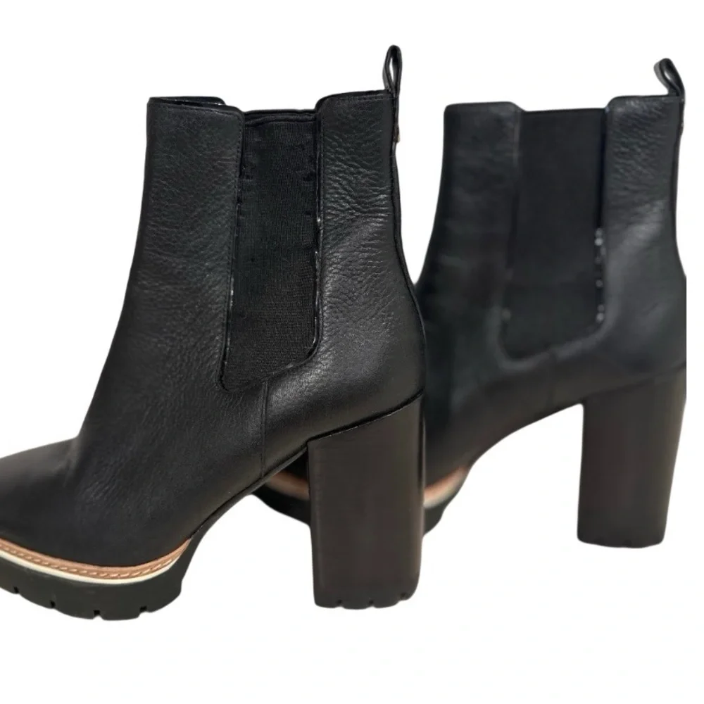 New Tory Burch Black Genuine Leather Chelsea Pull On Heeled Boot Rugged Sole 8